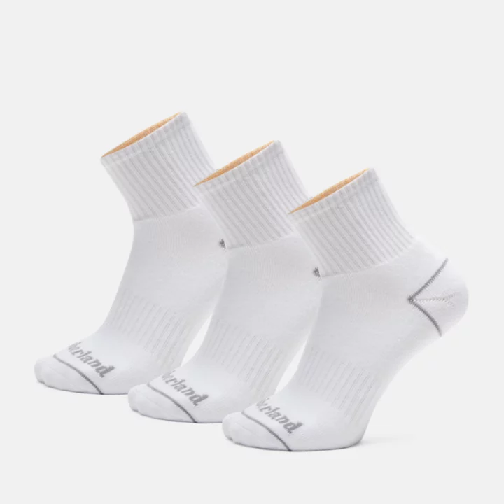 Pacote com 3 pares de meias Bowden de cano curto, unissex, na cor branca.