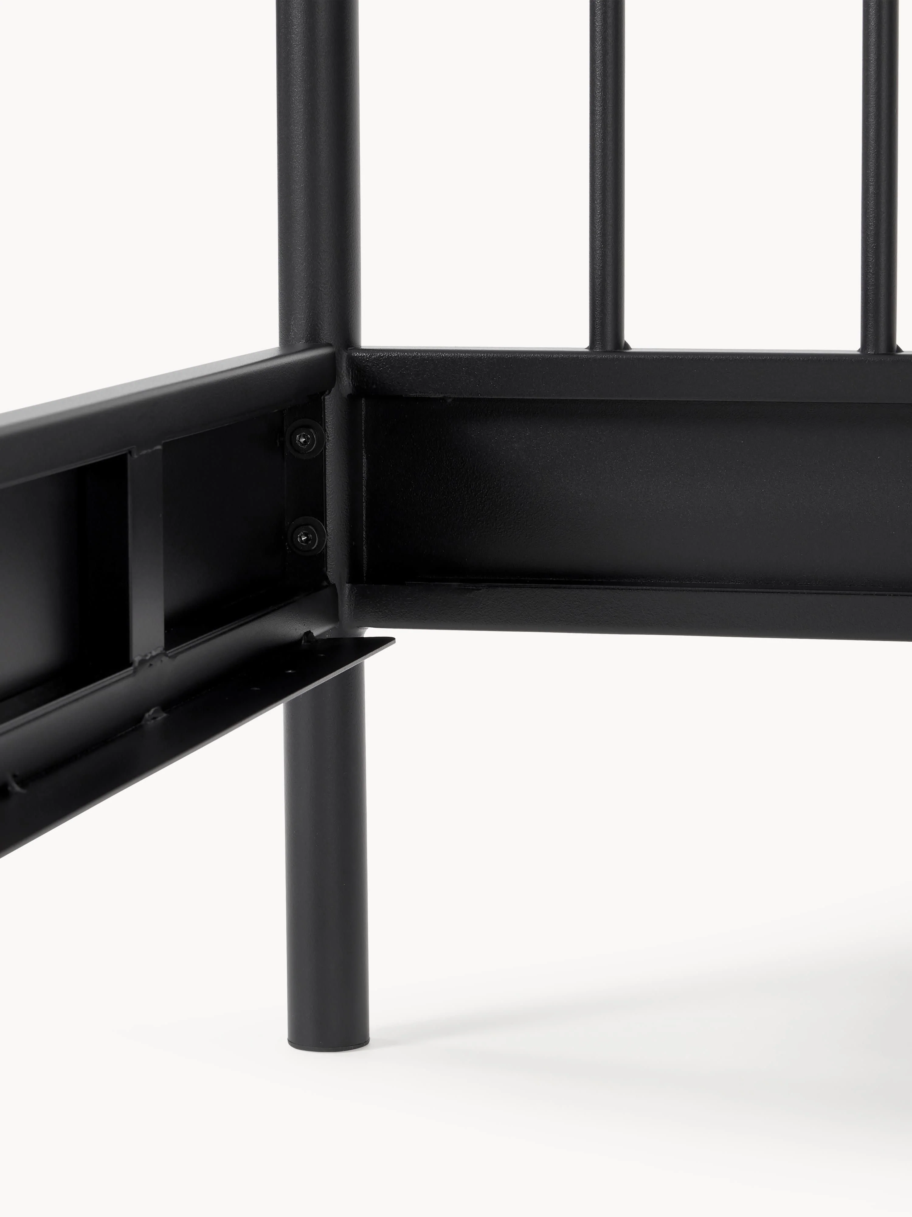 Metalen bed Sanna