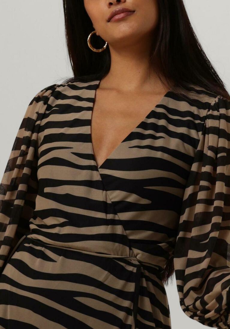 BRUUNS BAZAAR beige bruuns bazaar midi jurk phlox nora dress
