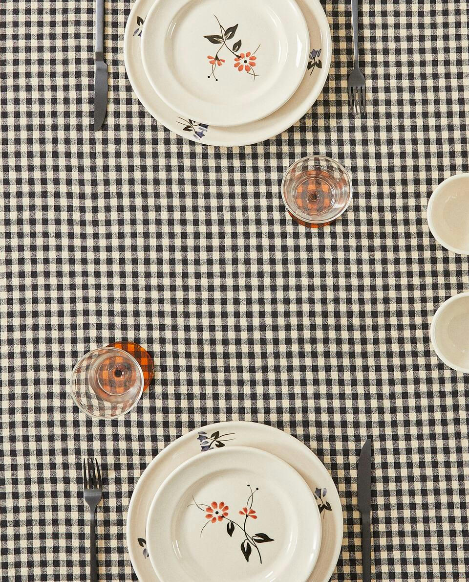 TOALHA DE MESA DE LINHO COM ESTAMPA XADREZ VICHÊ