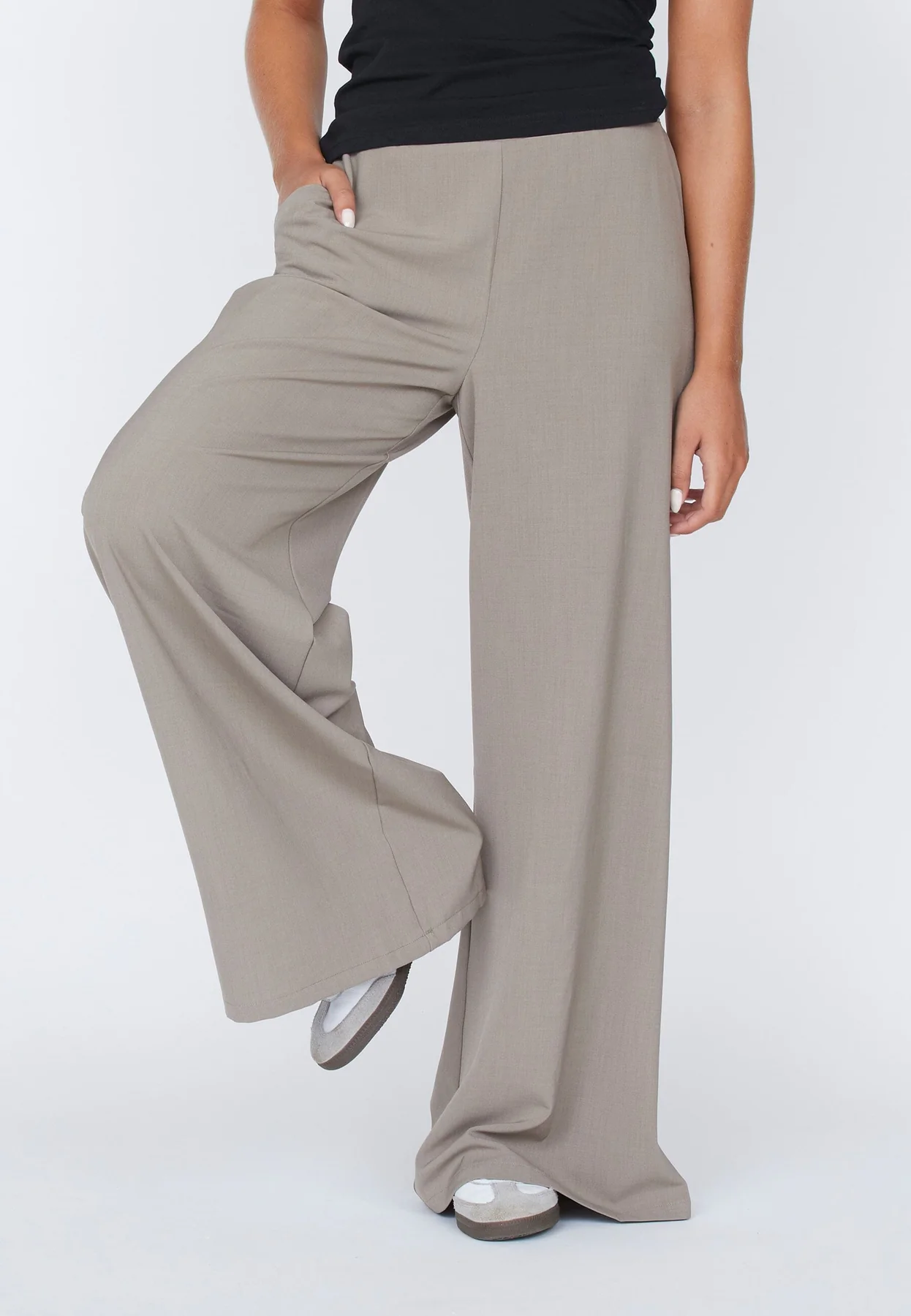 Sisters Point Nyla-Pa 116 dark beige