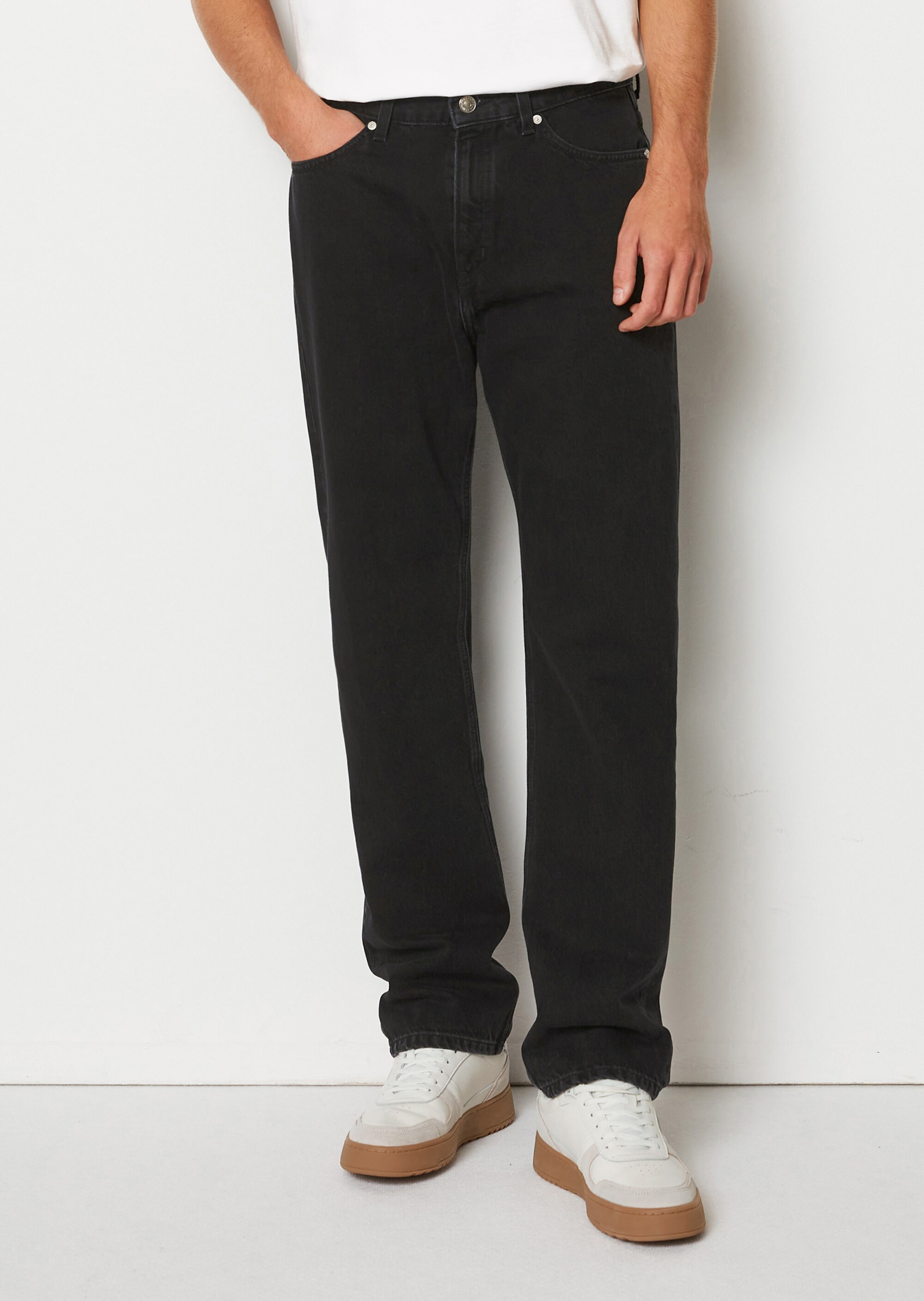 Jeans Modell SVERRE STRAIGHT aus reiner Bio-Baumwolle
