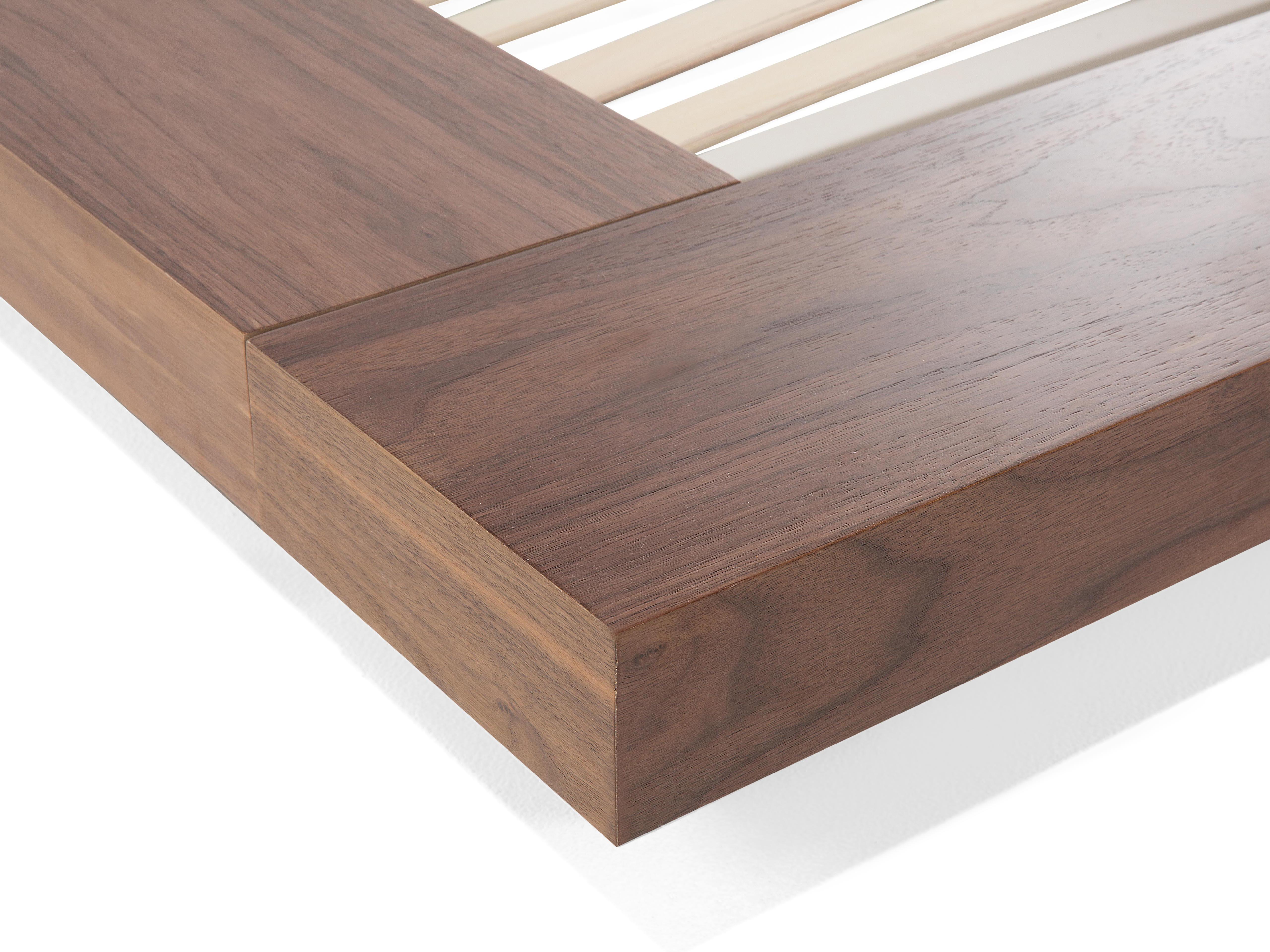 Bed ZEN 180 x 200 cm Bruin essenhout