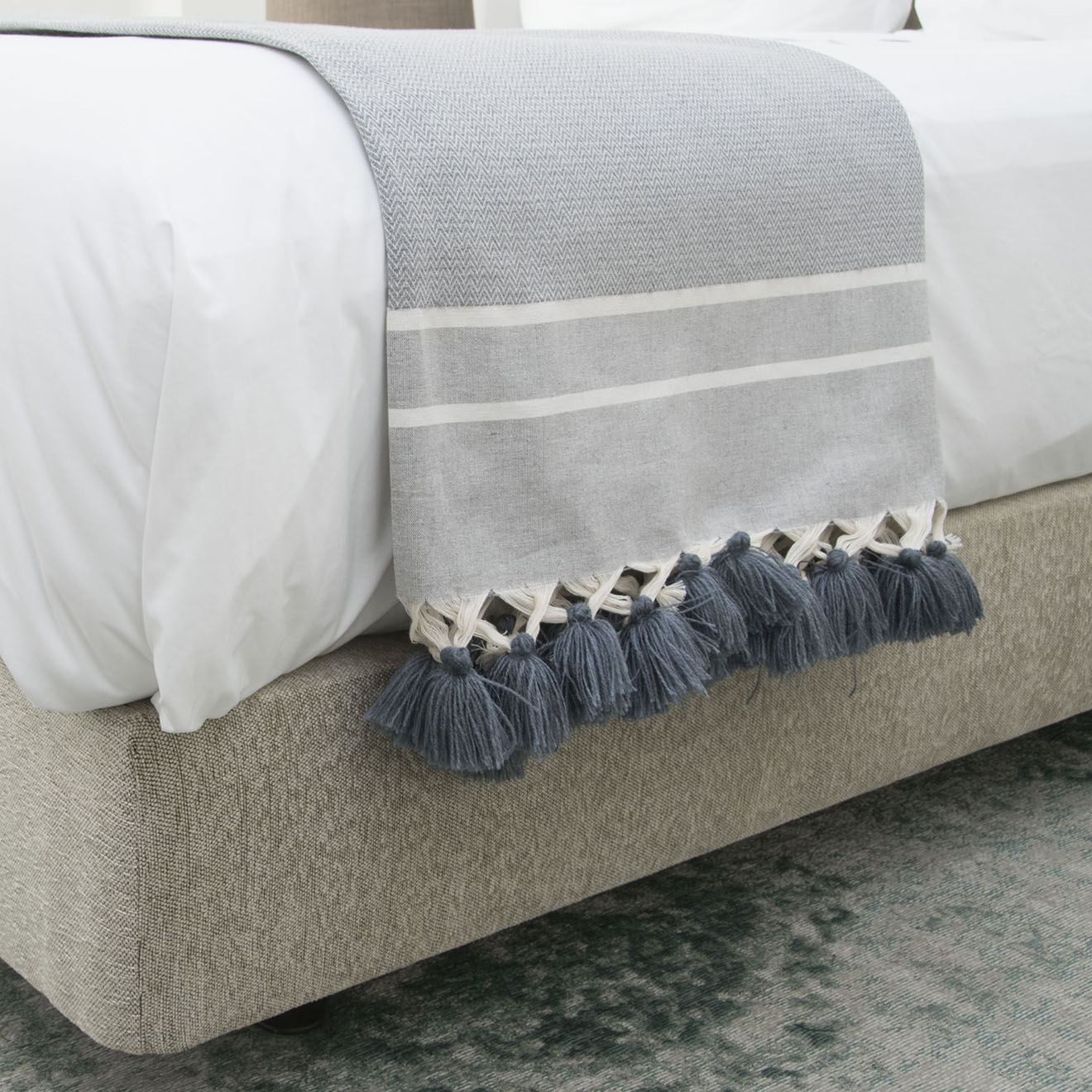 Febronie Plaid 100% Coton 340 g/m² Chevron Stockholm gris moyen/blanc
