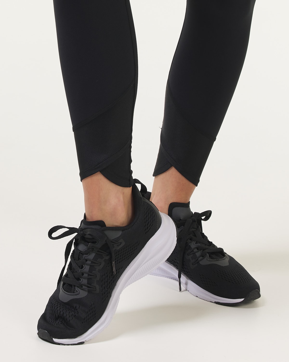 LEVITY Finesse Tights 7\8 Black