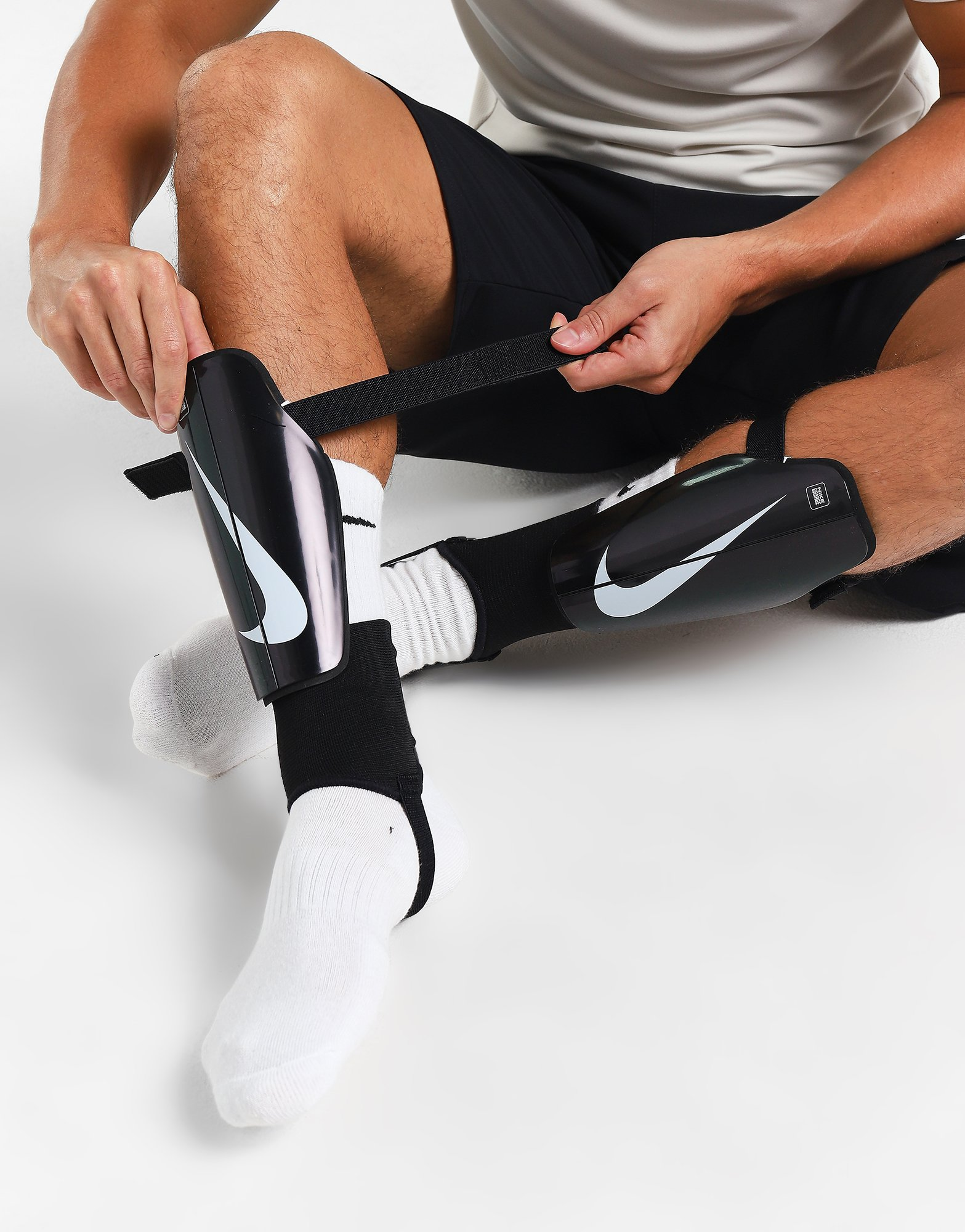 Nike Protège-tibias Charge