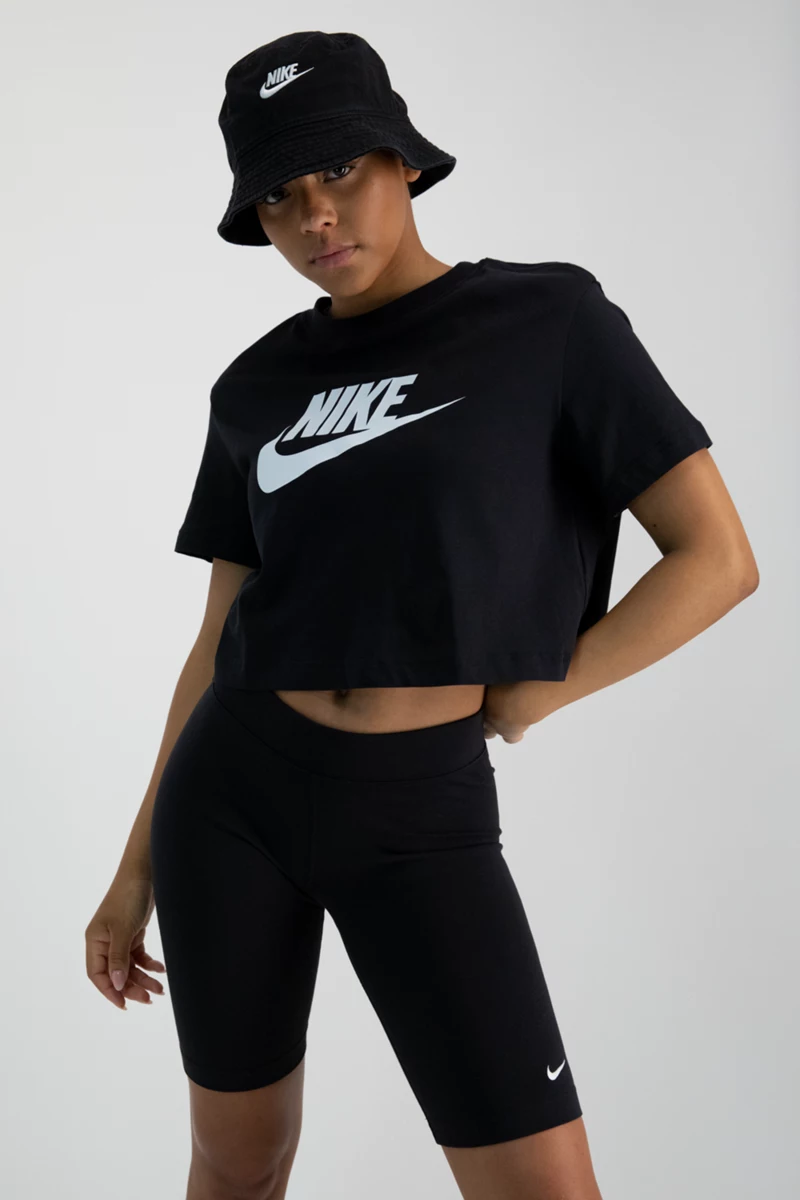 Nike Sportswear Essential Damen T-Shirt