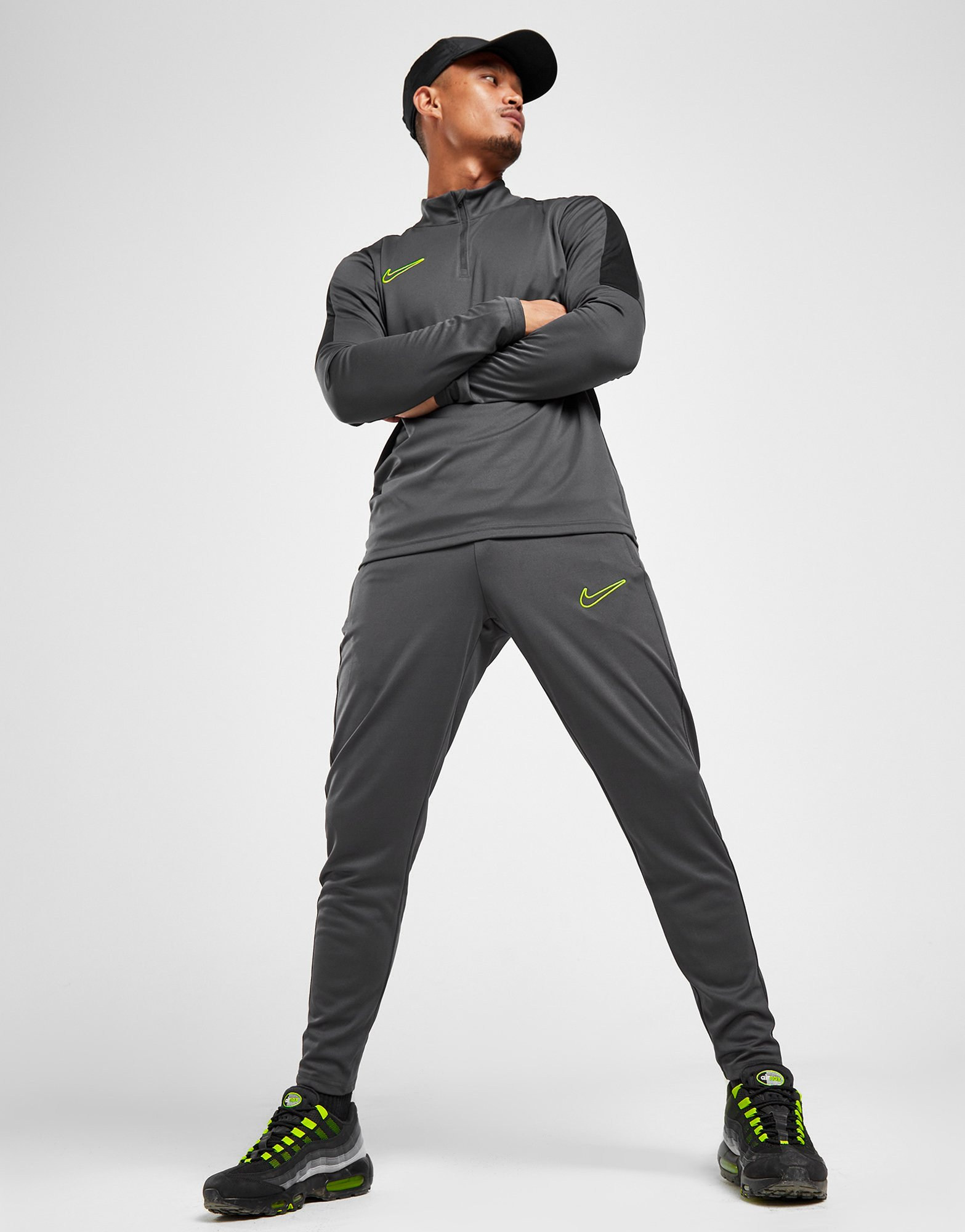 Nike Academy Essential Track Pants