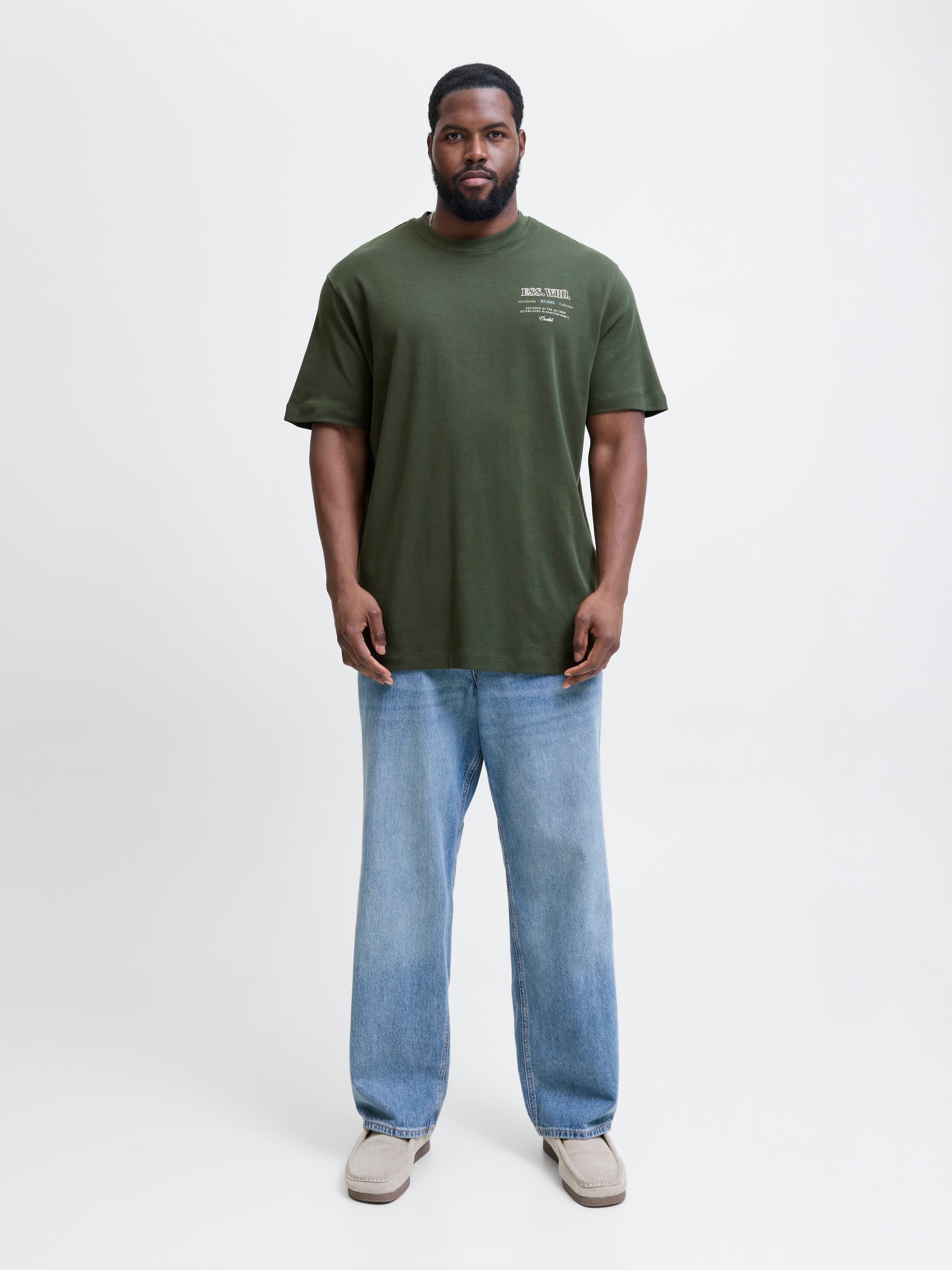Jack & Jones PlusSize T-Shirt »JJEURBAN EDGE STUDIO TEE SS SN PLS« mit Logobranding