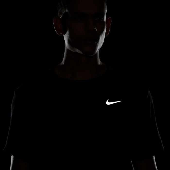 Nike Herre T-shirts Dri-Fit UV Miler Short Sleeve Tee Sort