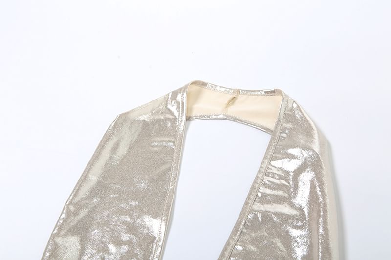 Oonnukal - Halter coltrui met glanzende gerimpelde open rug
