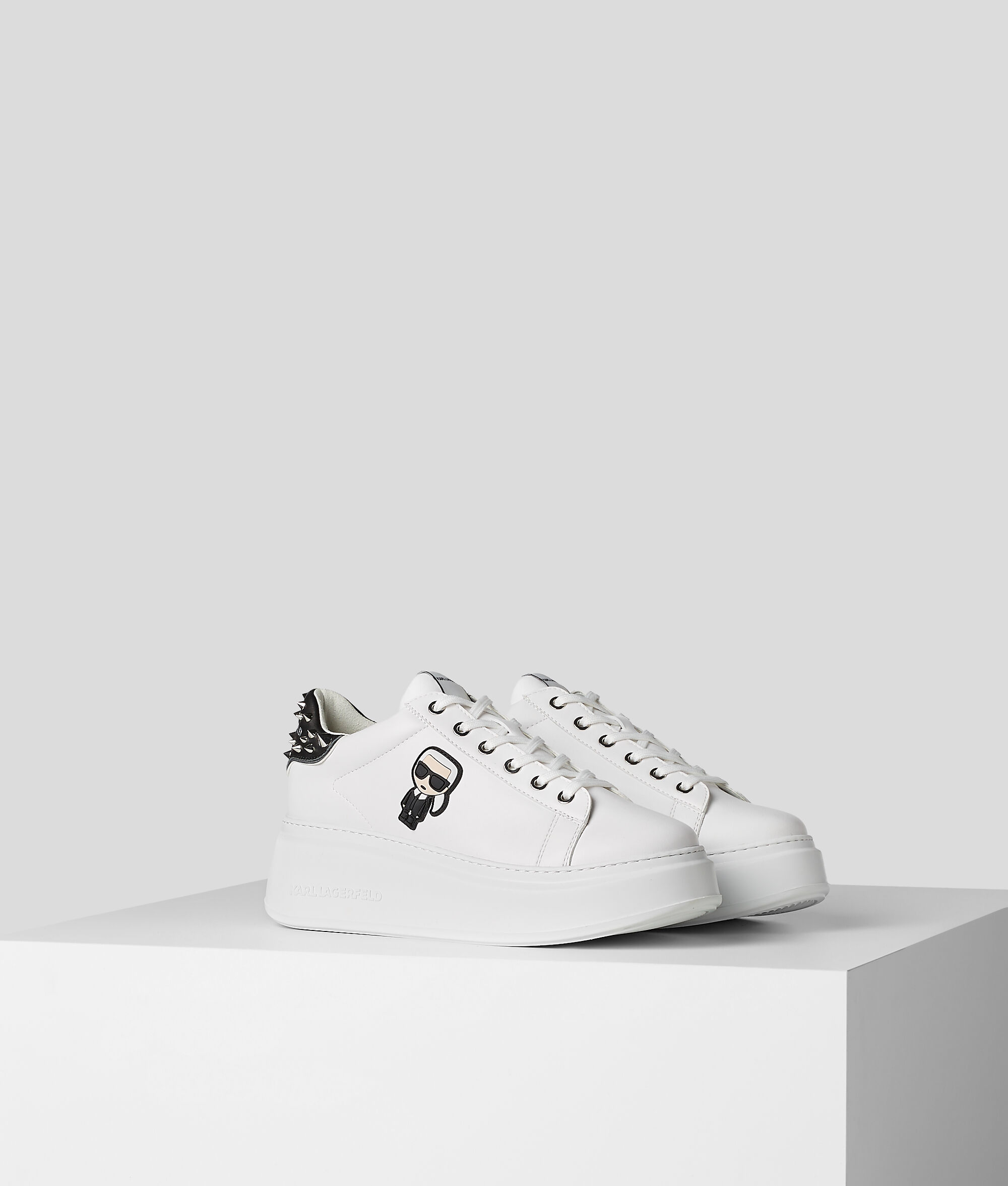 Baskets K/Ikonik Anakapri au contrefort clouté