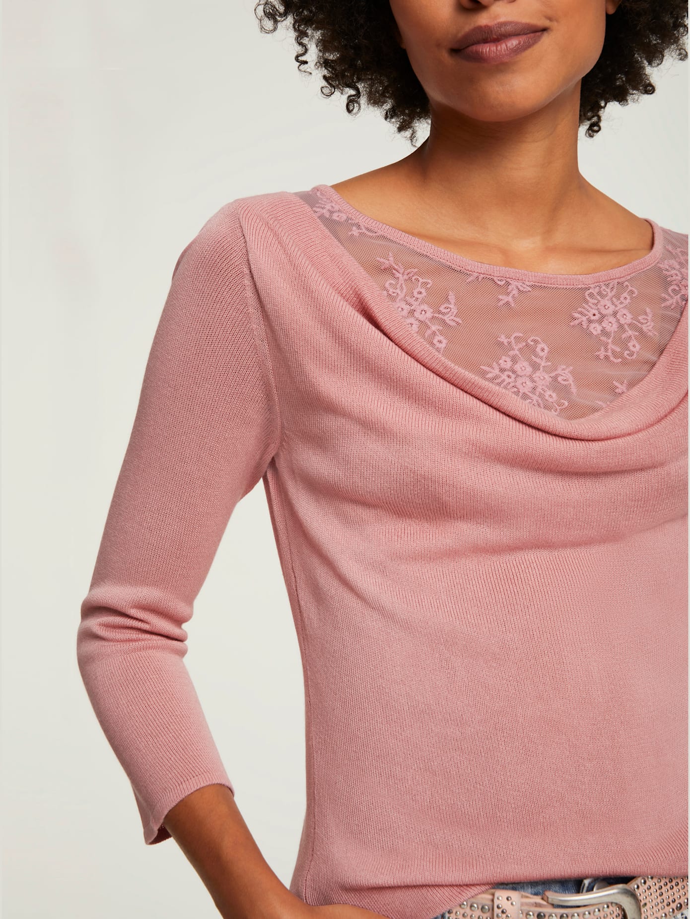 Pull joli look 2 en 1