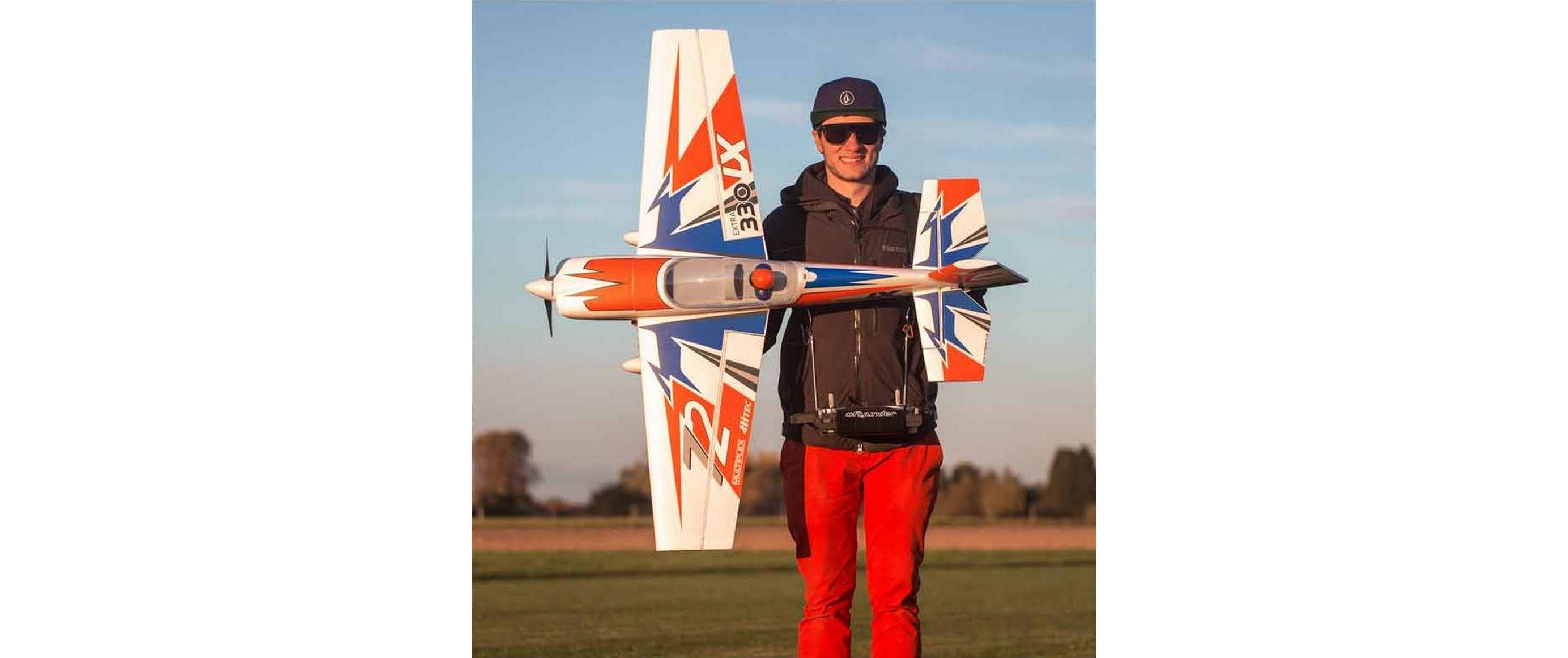 Akro-Modell Extra 330LX, 1260 mm, RR<br>3D Freestyle Monster aus Elapor