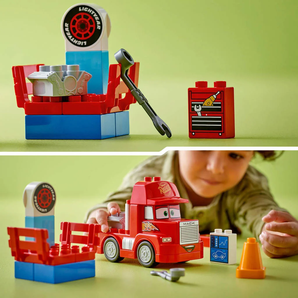 Leuke lego set voor de allerkleinsteDisney en Pixar's Cars Mack bij de race Bouwbaar Auto Speelgoed voor Peuters 10417