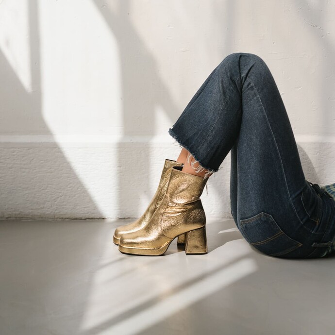 Bottines à plateformes  en cuir craquelé platine