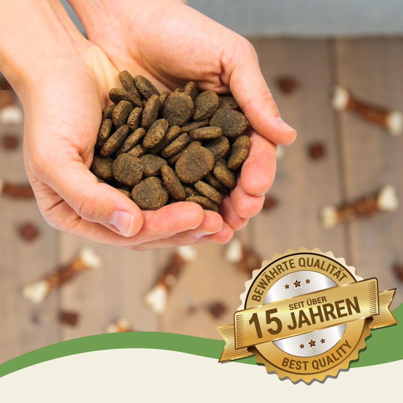 Lyra Pet Lecker.Pet Luna's Adult Strauß mit Kartoffel & Apfel Hundefutter Trockenfutter Vollnahrung 4 kg