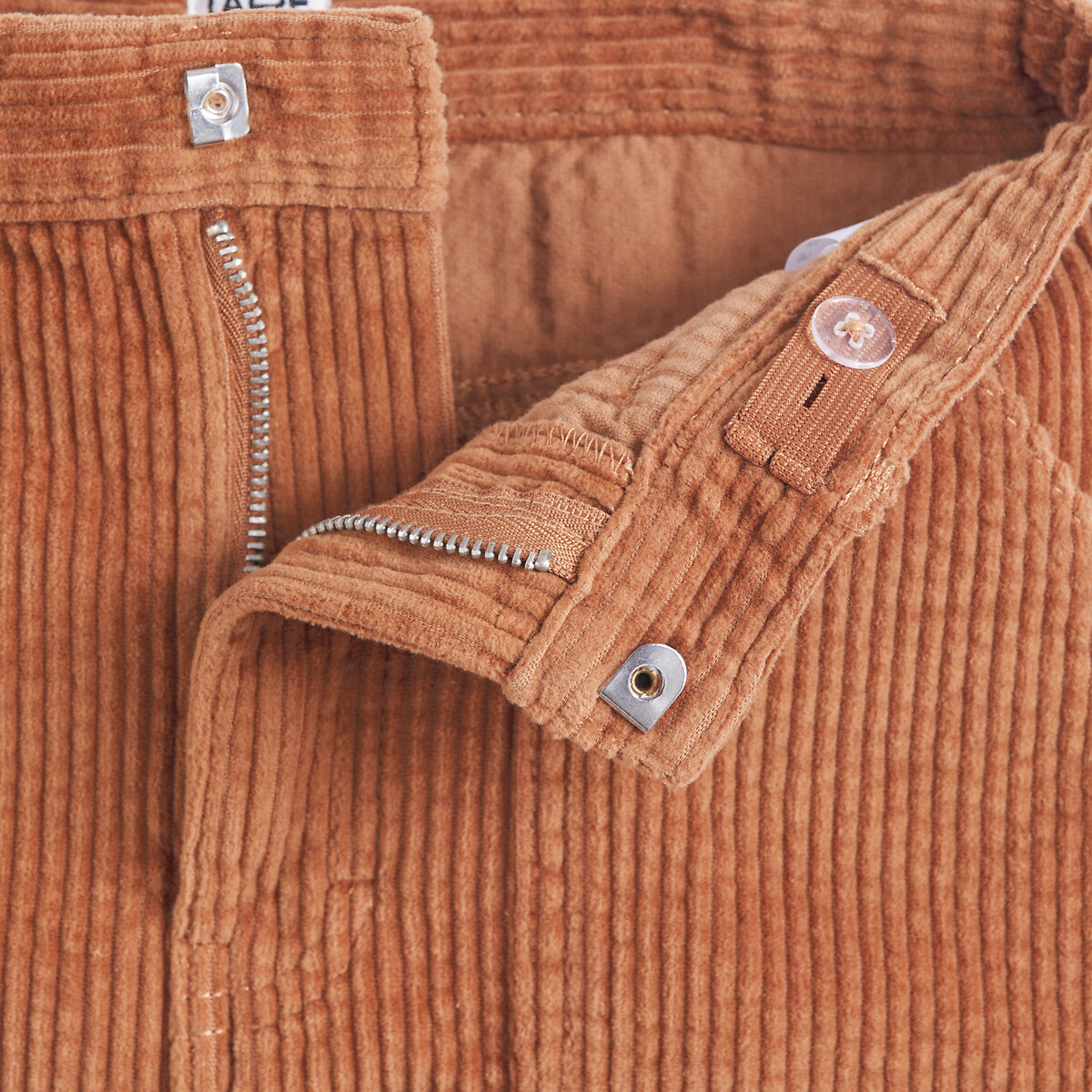 COLEÇÕES LA REDOUTE<br> Saia reta em veludo