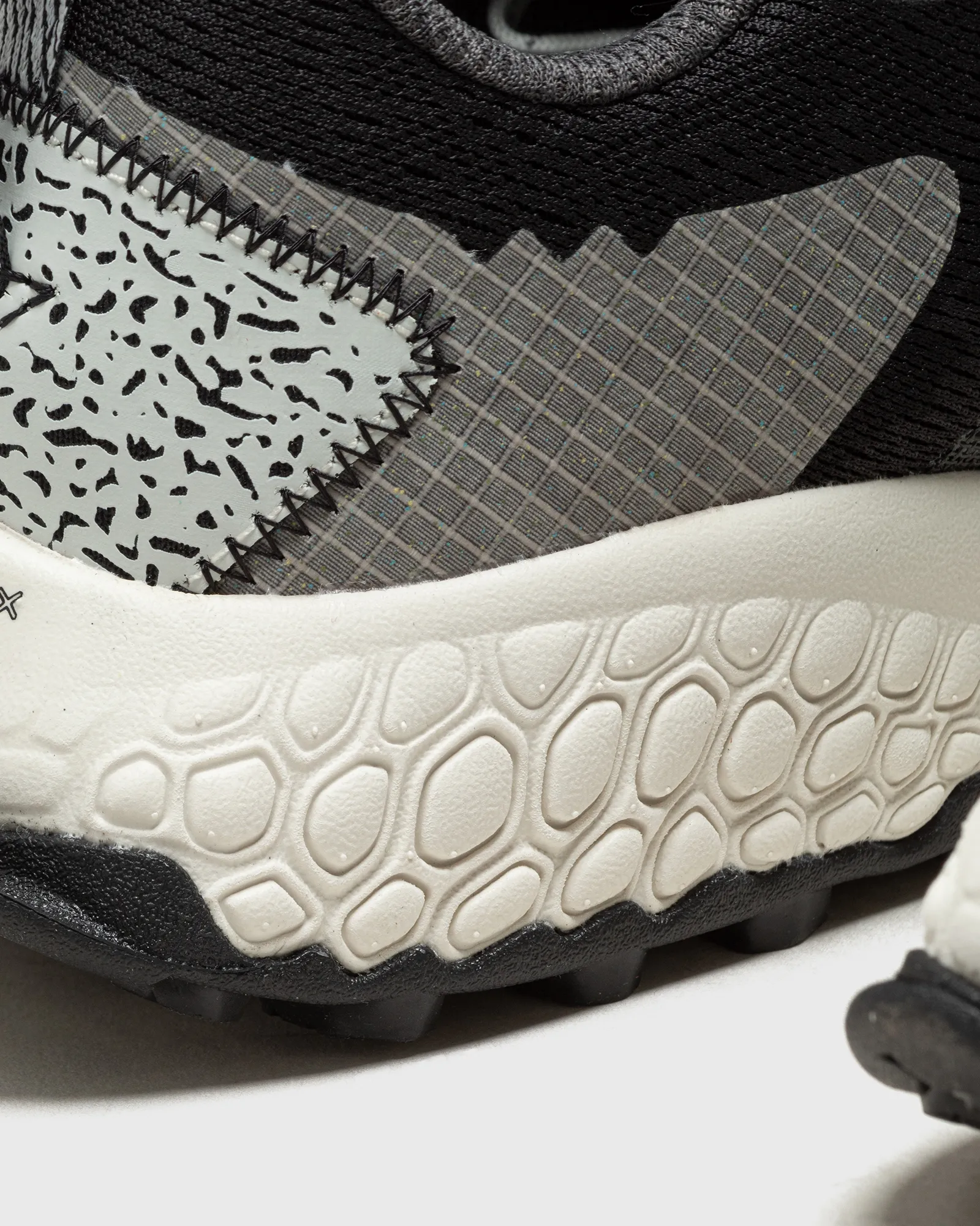 New Balance Fresh Foam X Hierro v7
