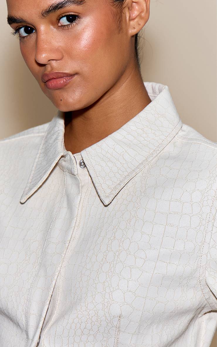 Crème Chemise En Denim Enduit À Imprimé Synthétique Avec Taille Cintrée