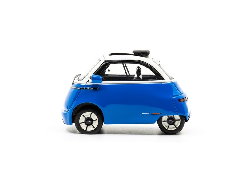 ACE PKW Microlino Dolce 1:43 Detailgetreues Modell in Zürichblau