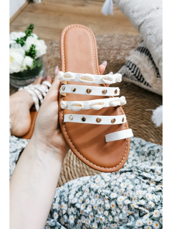 Nu-pieds carly