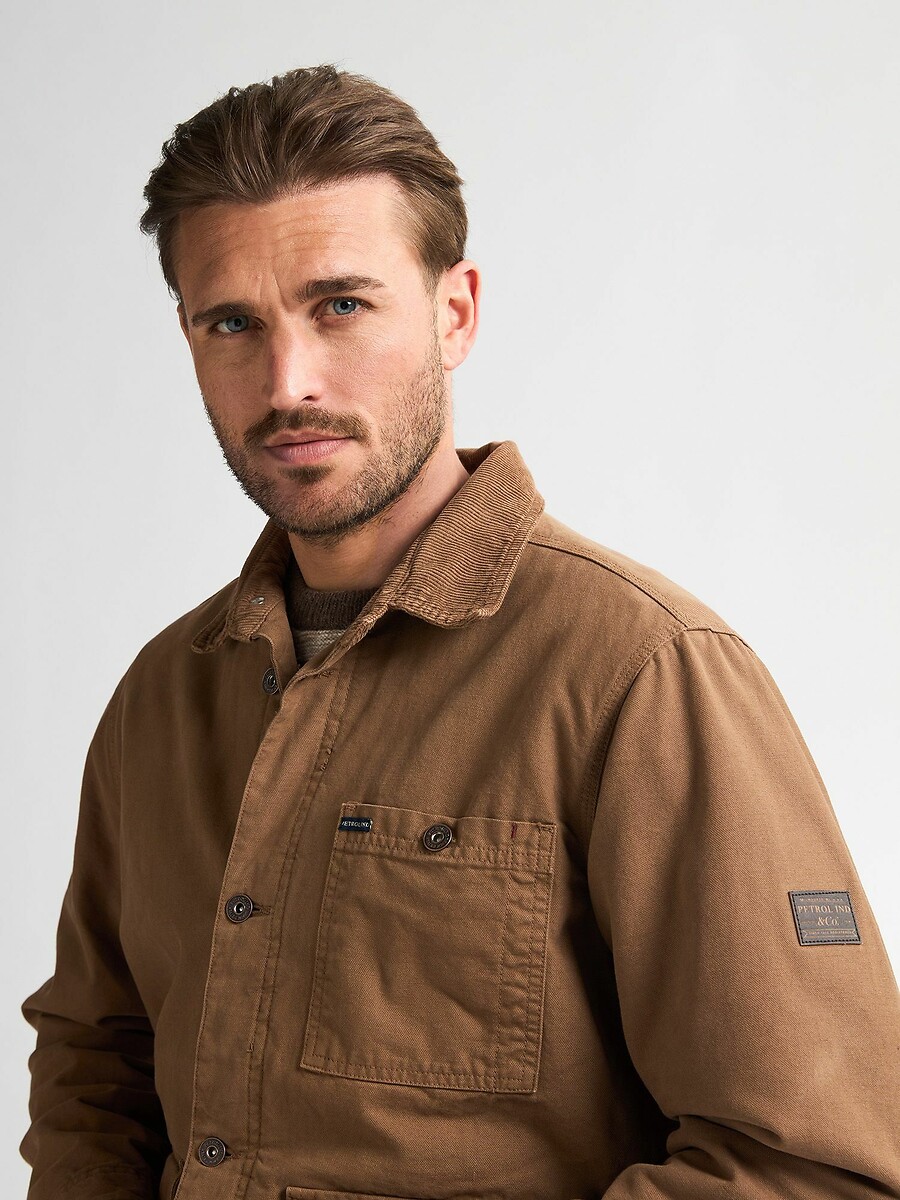 INDÚSTRIAS PETROLÍFERAS<br>Jaqueta com gola de camisa