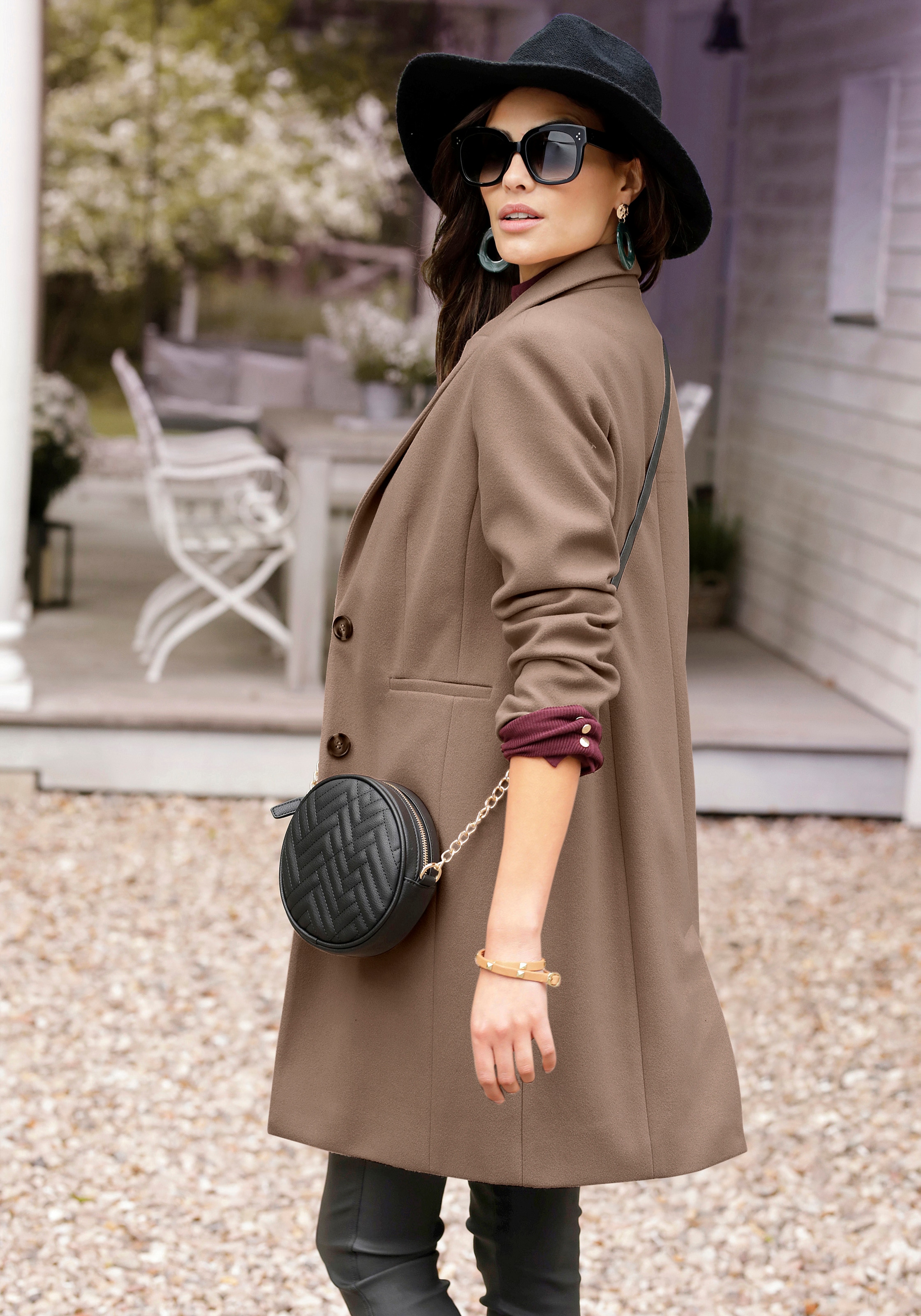 LASCANA Kurzmantel , im klassischen Design, Damenmantel, Blazermantel, casual-chic