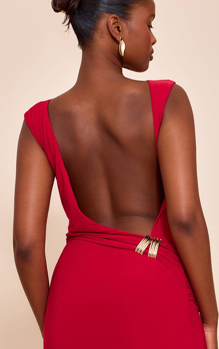 Rouge Robe Longue Moulante À Double Couche En Tissu Slinky Avec Dos Échancré Et Détails De Finition