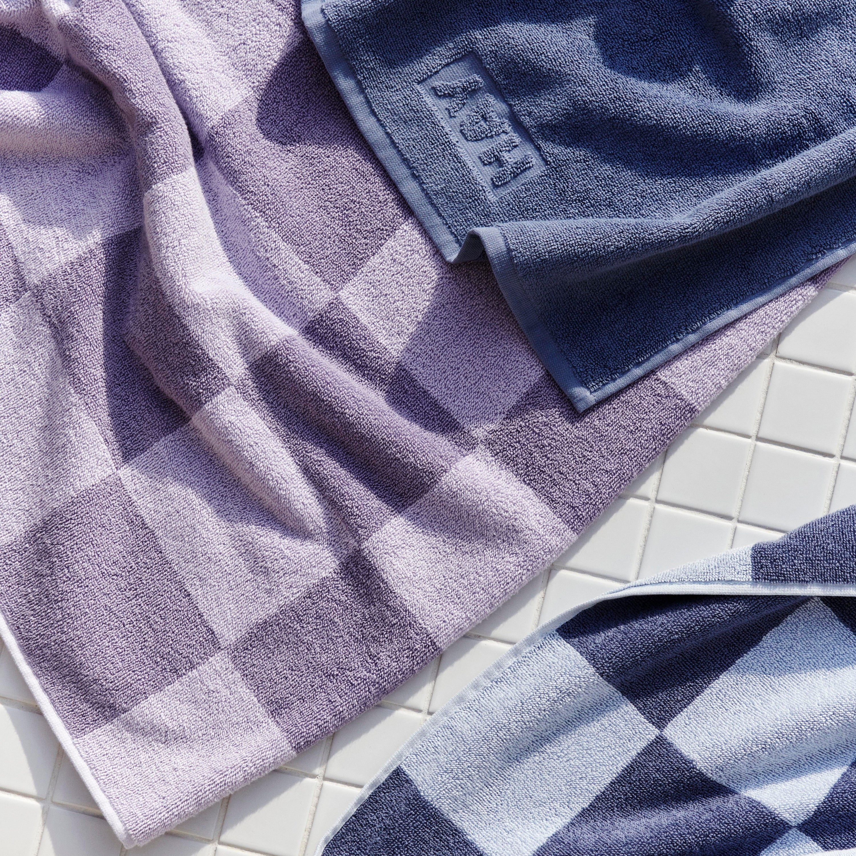 HAY Check Handdoek - Staal Blauw