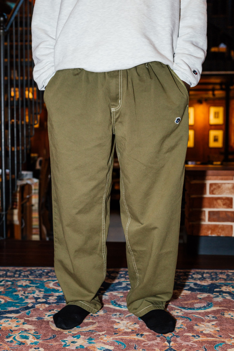 Coutures lâches pour pantalon - kaki