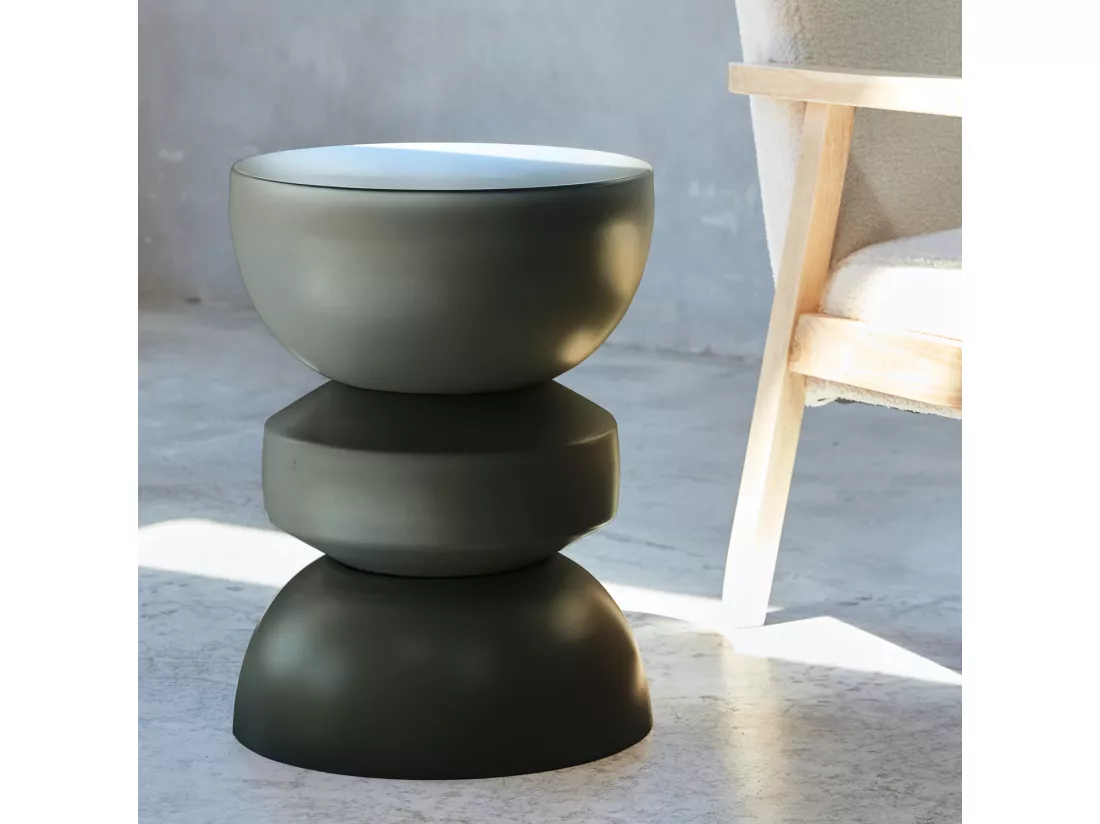 Table d'appoint. bout de canapé. table de chevet en métal. noir. Assa. Ø32 x H 44.5cm