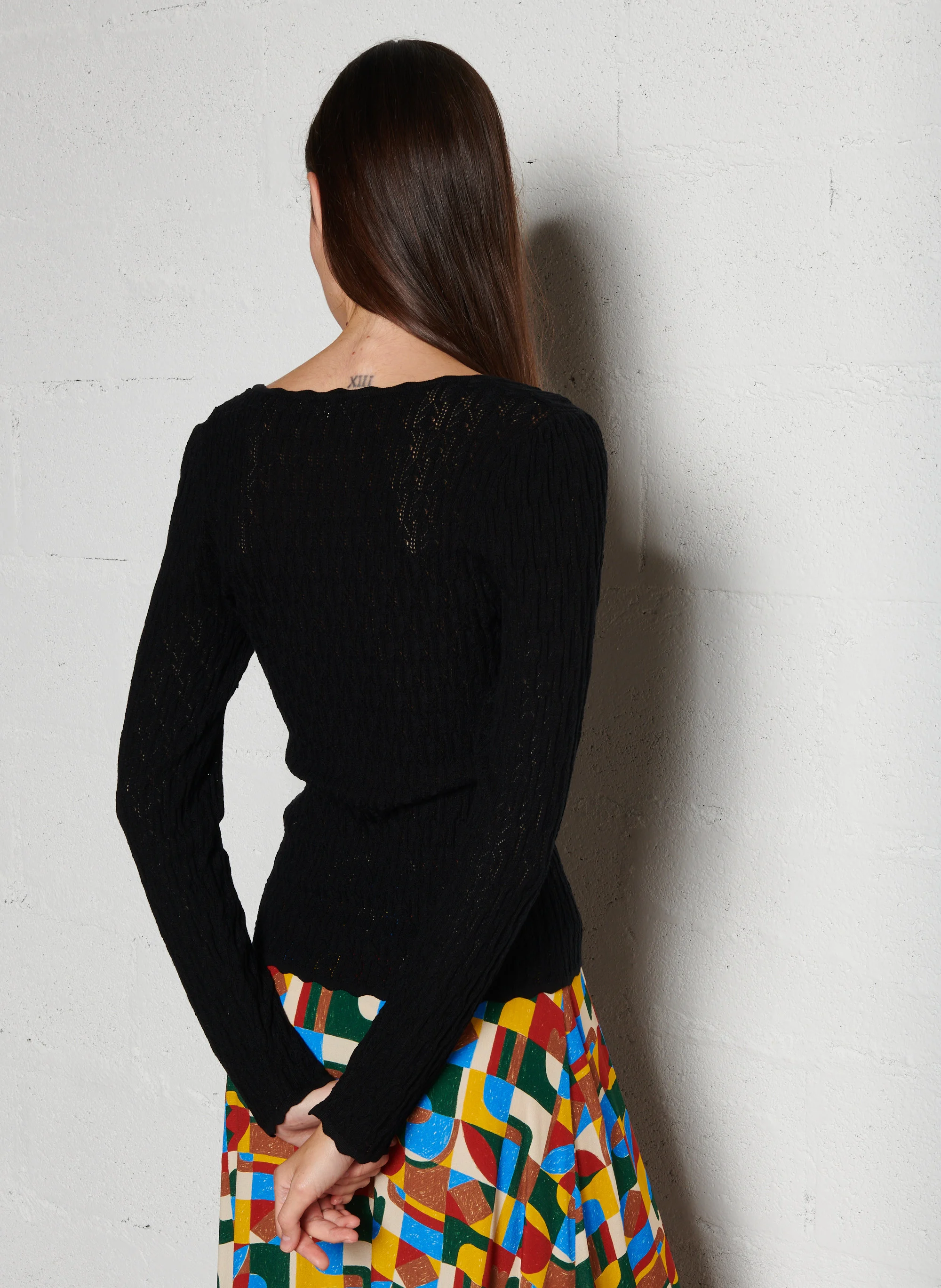ADELOU - Pull col carré ajusté en maille | Noir