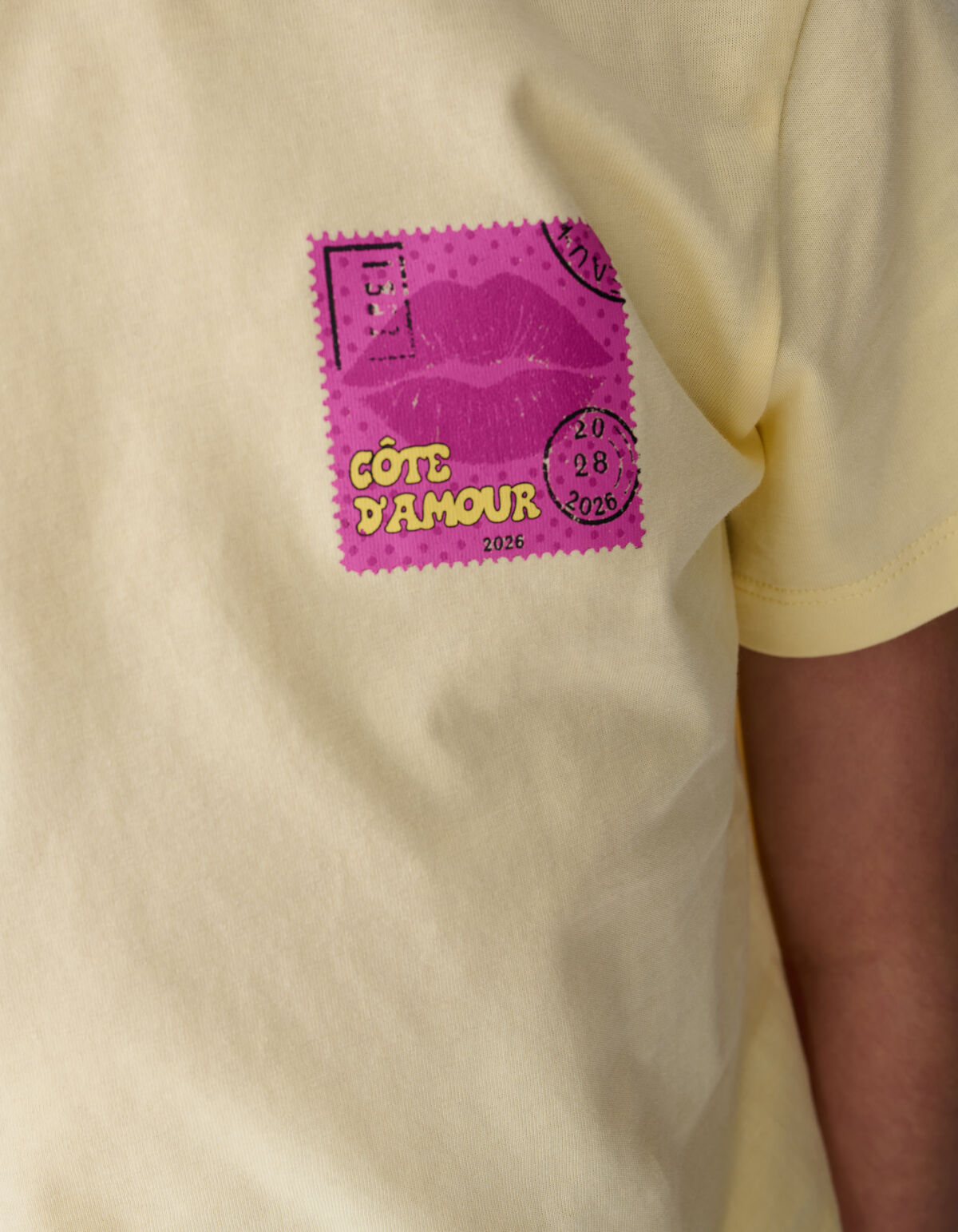 Poststamp Artwork T-shirt Lichtgeel