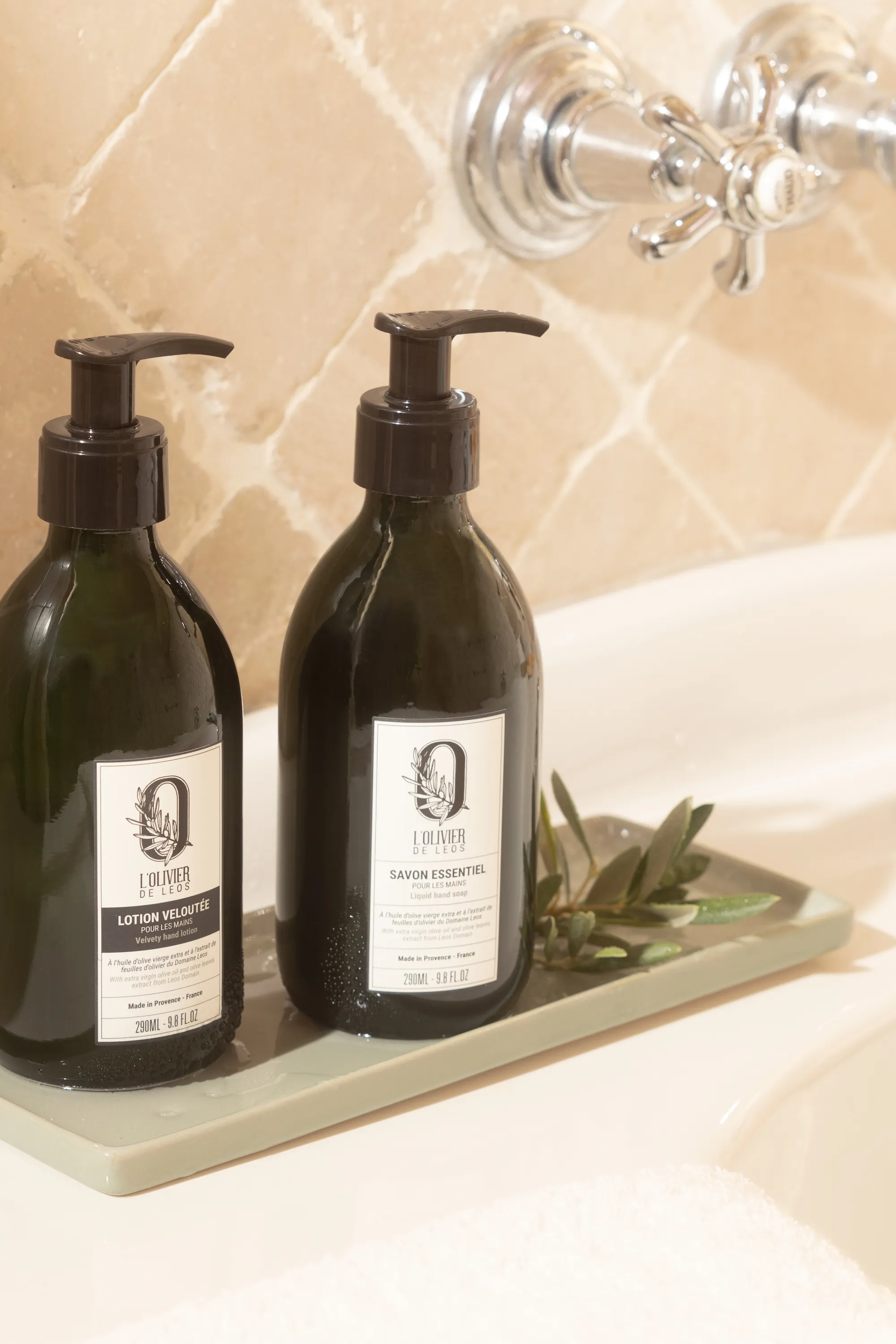 L'OLIVIER DE LEOS Lotion veloutée pour les mains-290 ml