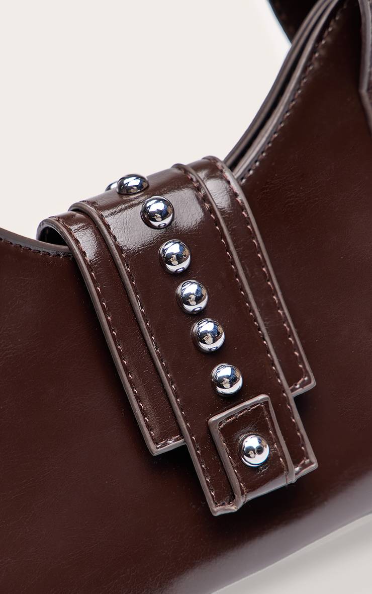 Chocolate Plum Sac À Bandoulière Dôme Clouté En Synthétiquecuir Froissé