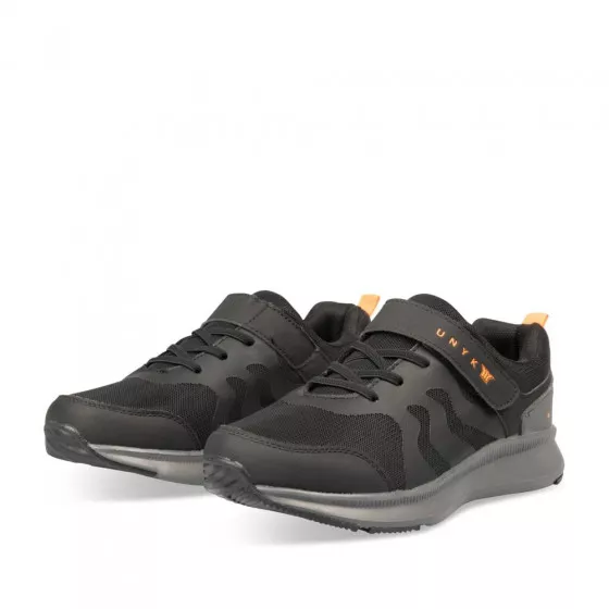 Baskets NOIR UNYK