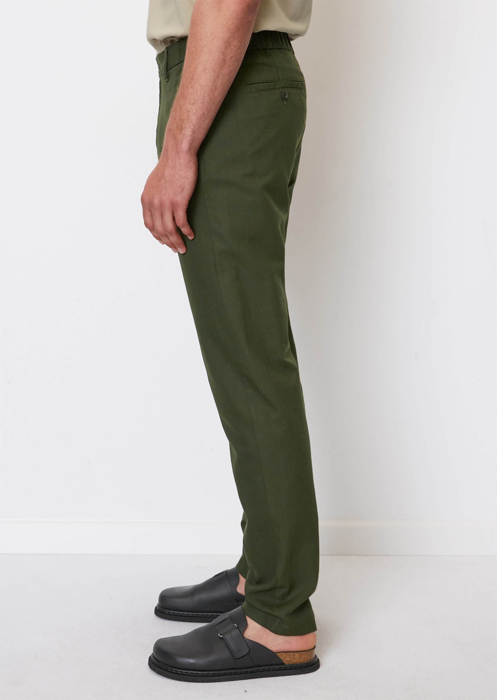 Chino Modell OSBY jogger tapered aus Bio-Baumwolle und Leinen