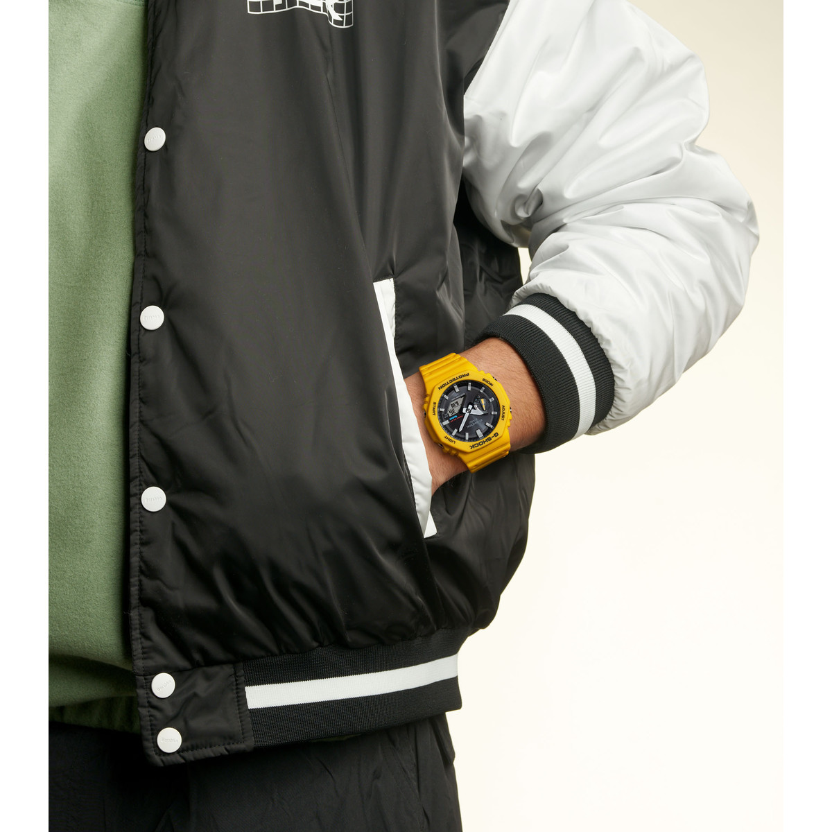 Montre G-SHOCK homme bracelet résine jaune