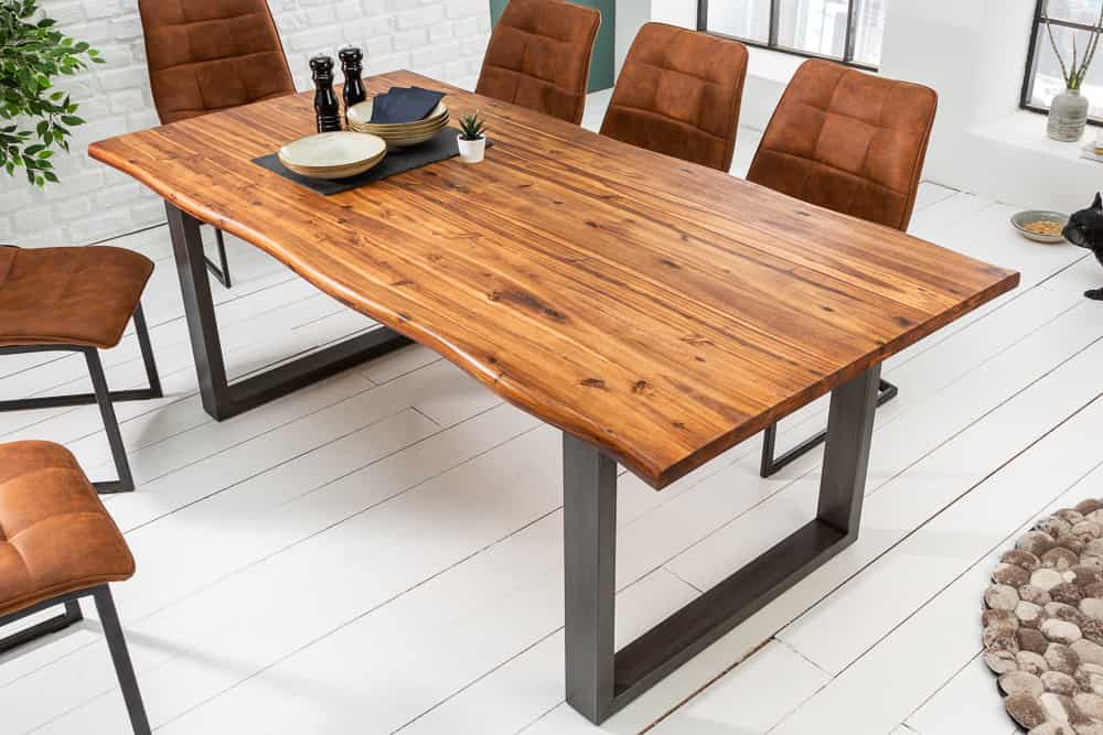 Massiver Baumstamm Esstisch GENESIS 200cm Akazie Baumkante Kufengestell Industrial Finish