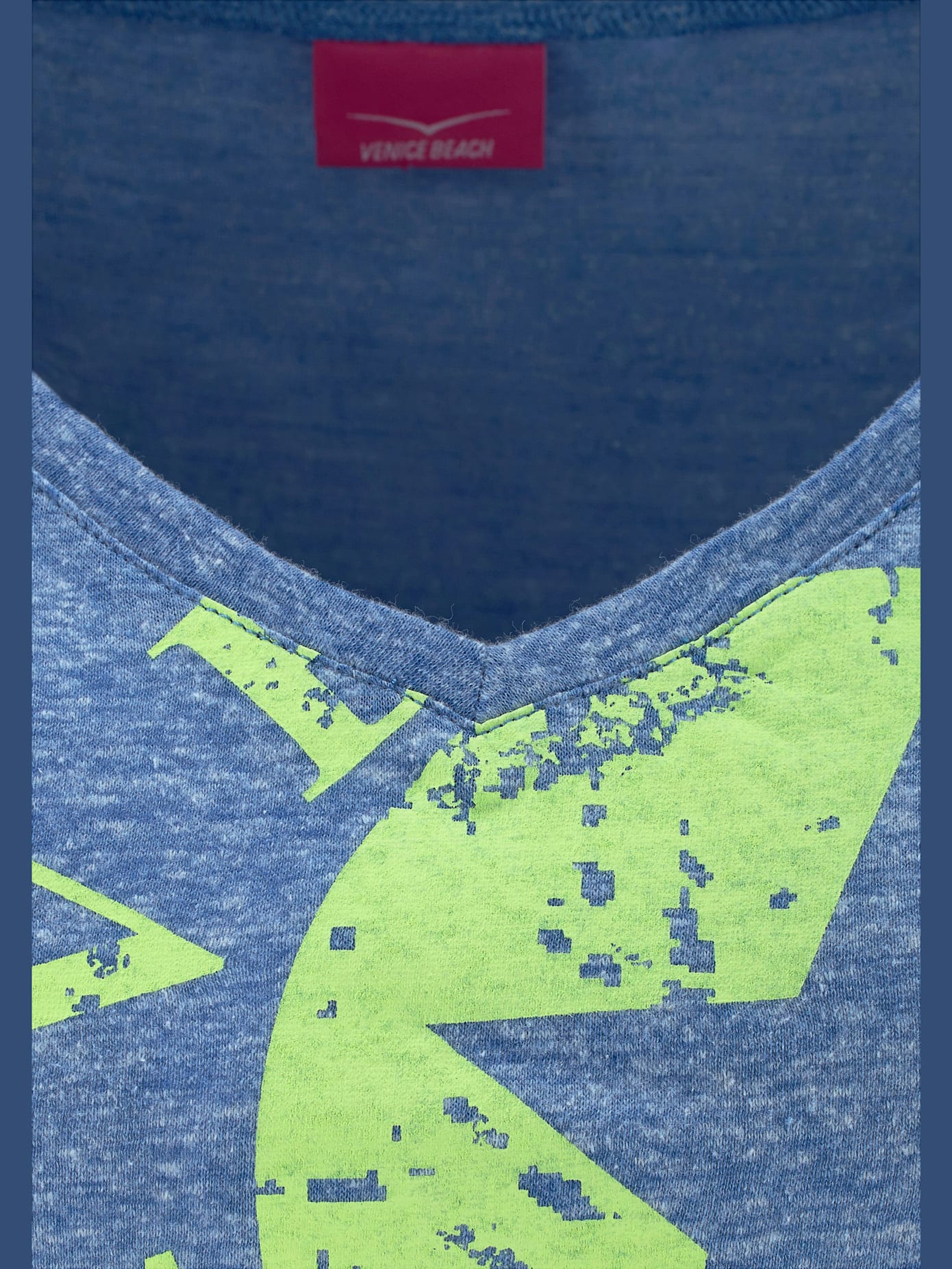 T-shirt de plage imprimé devant sur le côté pour un look vintage tendance