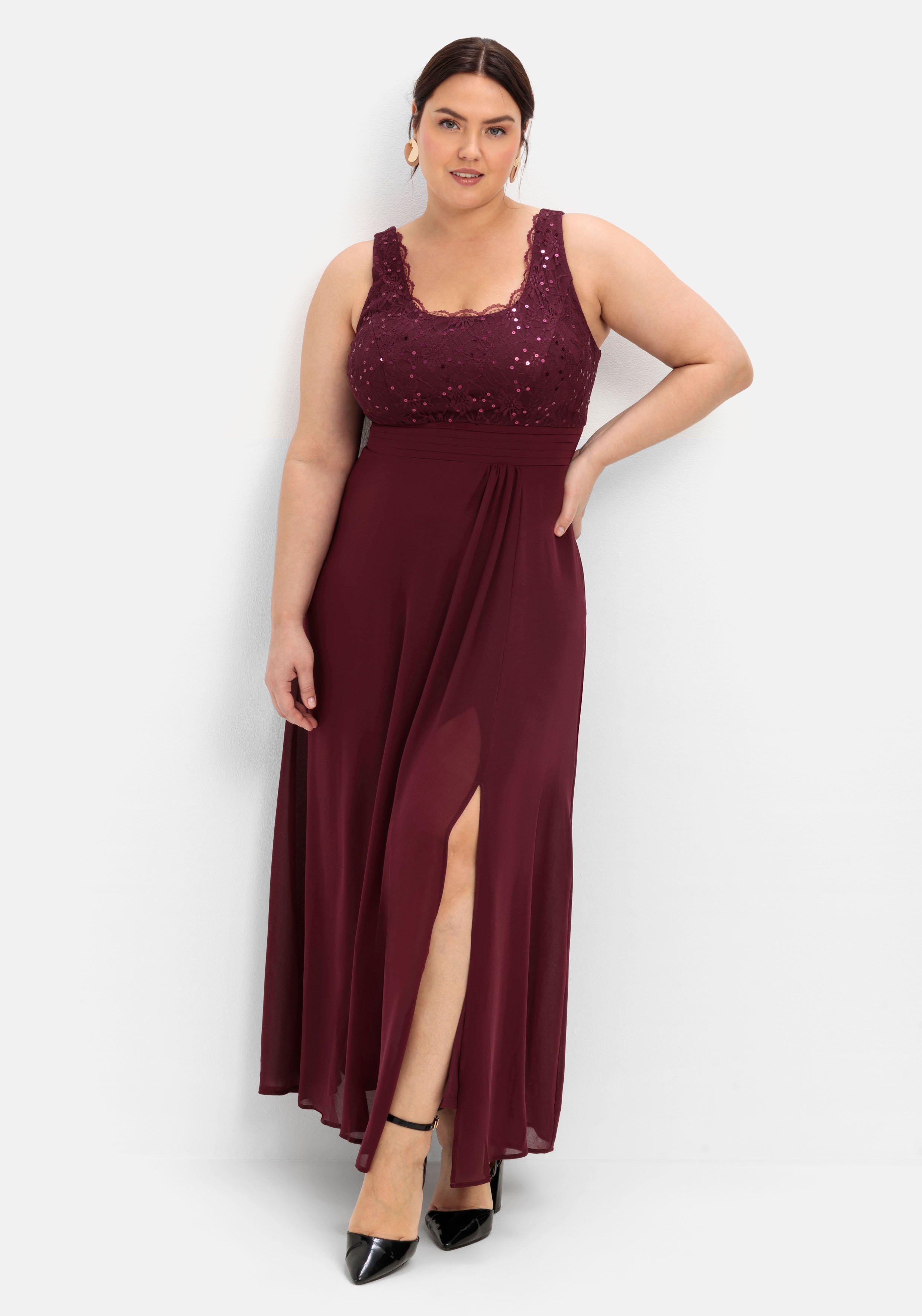 Abendkleid mit floraler Spitze