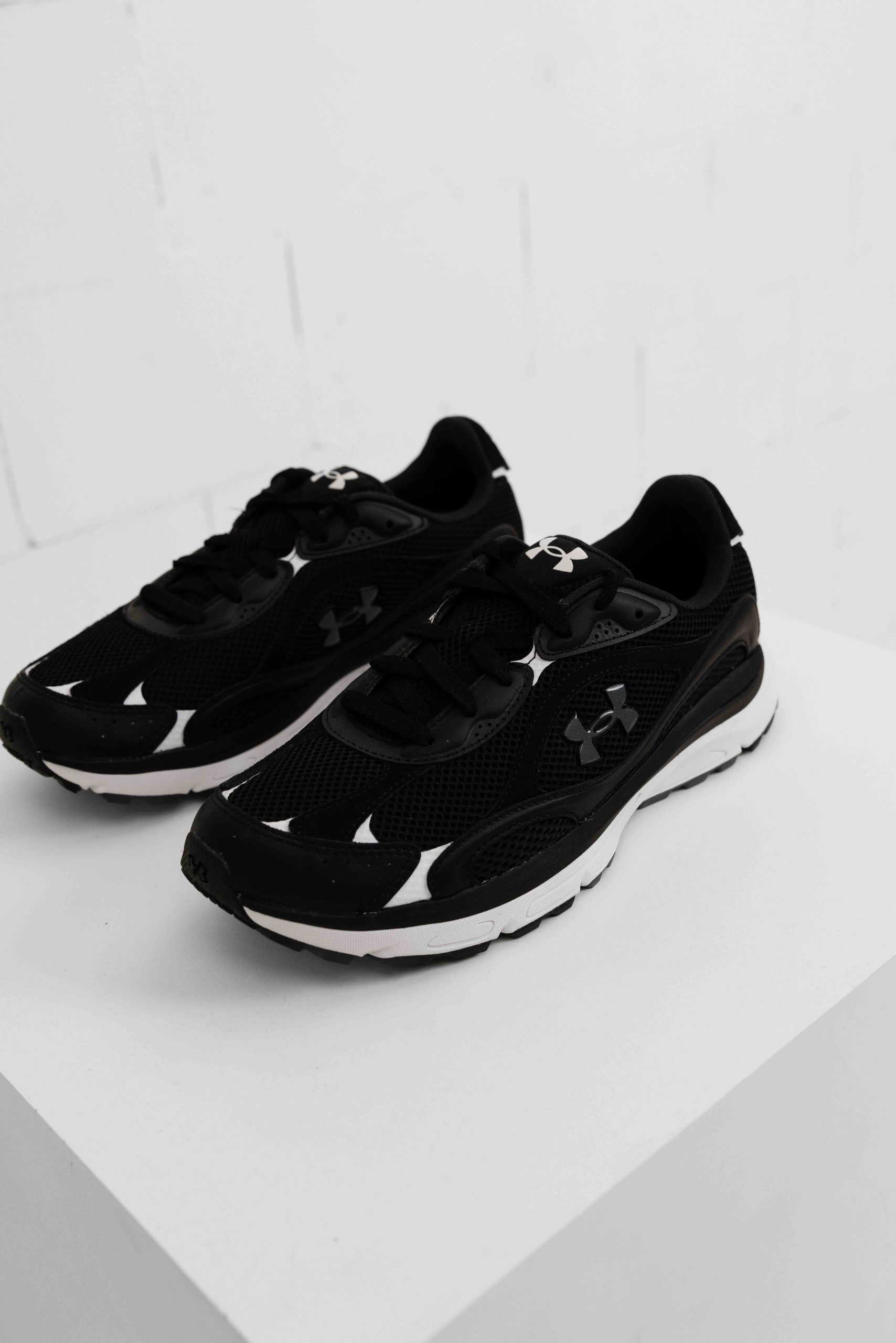 Under Armour Tech Runner Sneakers Heren Zwart