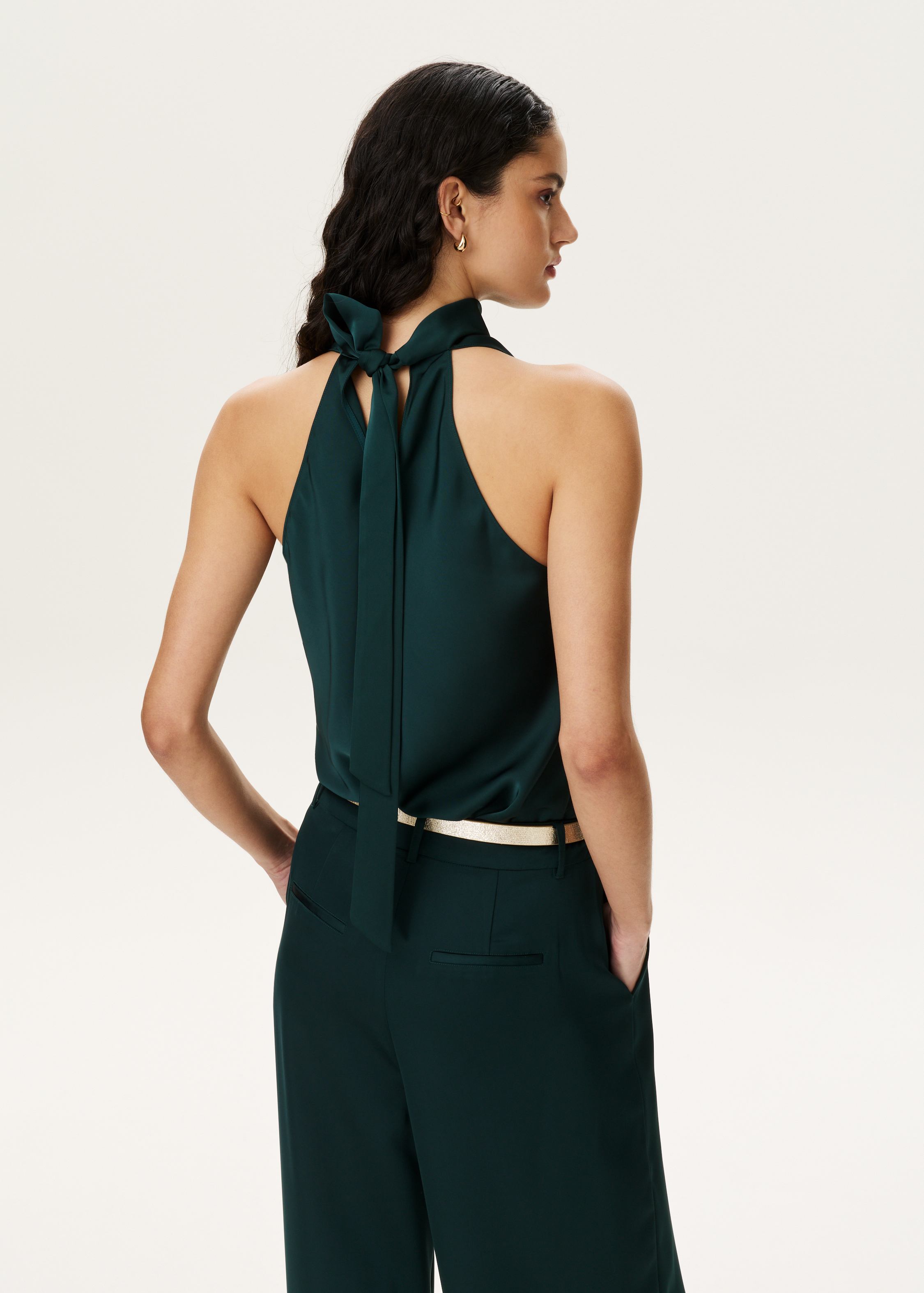 Satijnen halter top