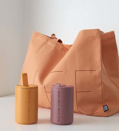 Design Letters Thermobecher - To Go - 3350 ml - Lila