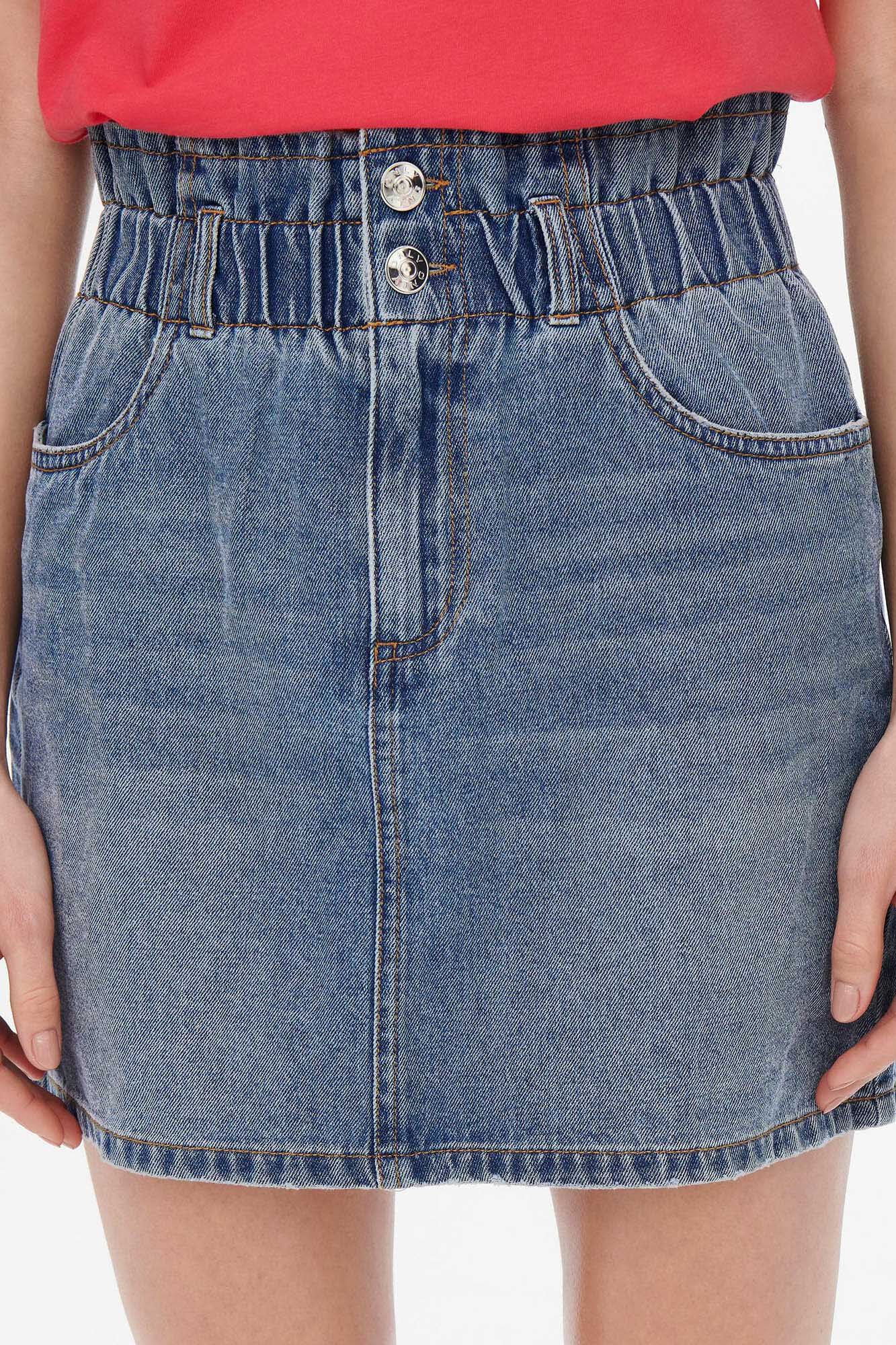 saia curta jeans