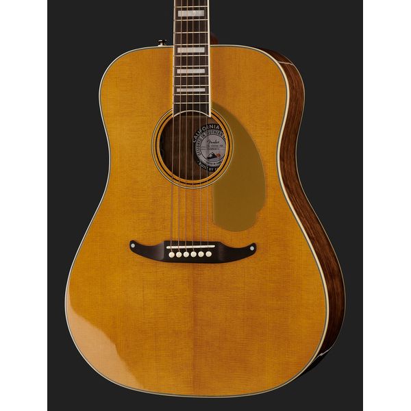 Fender King Vintage AGN w/ Case