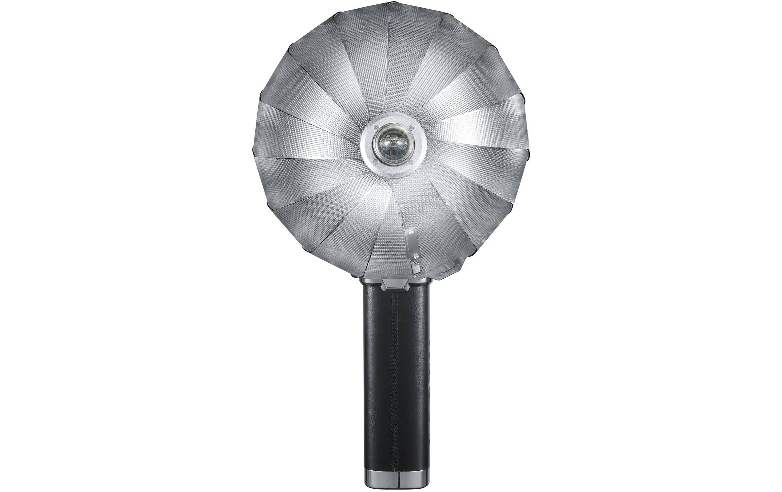 Blitzgerät Lux Master Retro<br>Kamera Blitz im Retro-Stil mit Touchscreen und drahtloser Synchronisation