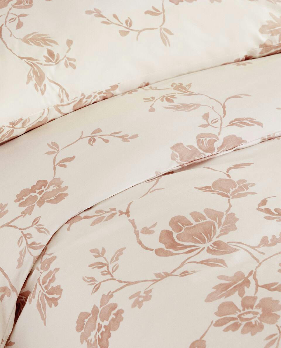 CAPA DE EDREDOM COM ESTAMPA FLORAL