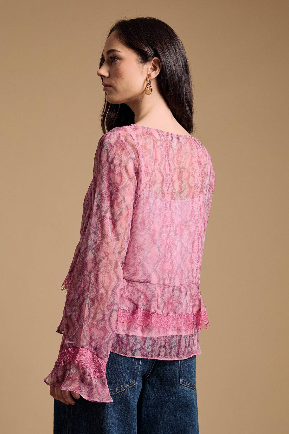 Oasis Blouse À Manches Évasées Avec Finitions En Dentelle